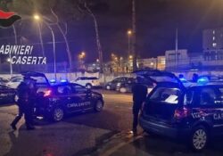 Caserta / Provincia. 42enne bloccato dai carabinieri nel corso della notte dopo aver perpetrato un furto presso un esercizio commerciale del centro.