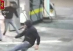 Caserta / Questura. Trovato in possesso di materiale pirotecnico, denunciato tifoso 30enne.