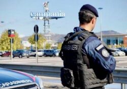 Caserta / Provincia. Continuano i servizi preventivi dei reparti speciali dei carabinieri: sicurezza presso il Parco commerciale.