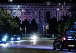 Caserta / Provincia. Carabinieri lanciati all’inseguimento, scattano 5 arresti: sequestrati attrezzi da scasso e un’auto con dispositivi simili a quelli delle forze dell’ordine.