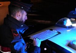 Caserta / Provincia. Fugge all’alt dei Carabinieri, denunciato 18enne: la madre 40enne tenta di coprirlo con una falsa denuncia.