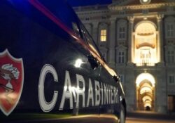 Caserta / Provincia. I Carabinieri fermano un’auto sospetta, rinvenuti numerosi attrezzi da scasso: denunciate quattro persone.