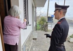 ROCCAROMANA / PIETRAMELARA. Riesce a farsi consegnare da un’anziana denaro e gioielli per circa 10mila euro: denunciato per truffa 25enne del napoletano.