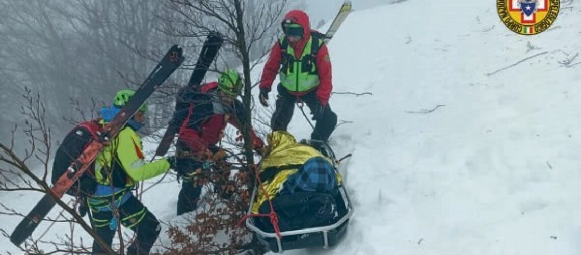 Campitello Matese. Tragedia sul Matese: morto escursionista belga di 40 anni, salva la compagna 38enne.