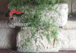 PIETRAVAIRANO. Un tesoro nascosto nel muro del ristorante: scoperto dai Carabinieri un frammento di sarcofago romano.