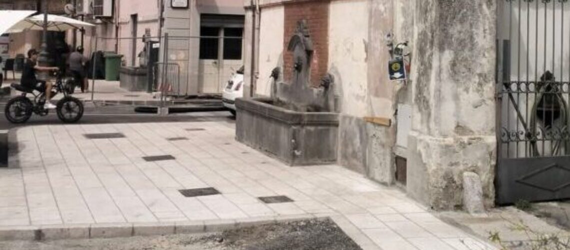 PIEDIMONTE MATESE. Asfalto in Piazza Gaetani e non la pavimentazione prevista da progetto, la nota di “Piedimonte Futura”.