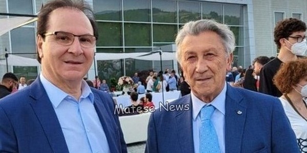Il nuovo plesso scolastico ad Alvignano: Di Costanzo rende omaggio a Marcucci che lo avviò